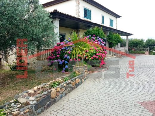 Luxus-Haus in Vimioso, Bragança