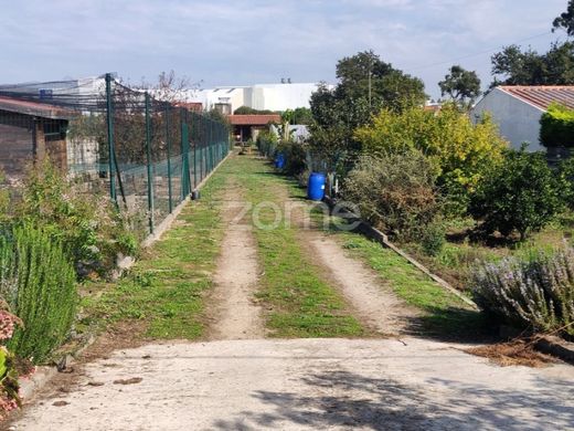 أرض ﻓﻲ Maia, Distrito do Porto