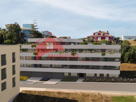 Daire Sesimbra, Distrito de Setúbal