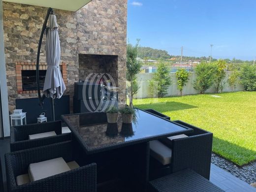 Casa de lujo en Vila Nova de Famalicão, Braga