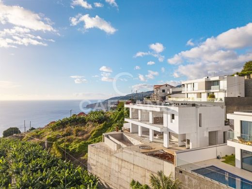 Detached House in Ribeira Brava, Madeira