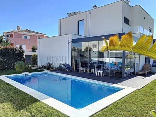Luxury home in Almada, Distrito de Setúbal
