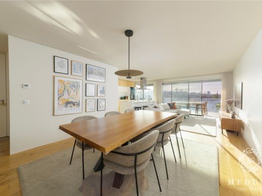 Apartment in Vila Nova de Gaia, Distrito do Porto