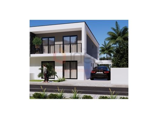 Casa Geminada - Seixal, Setúbal