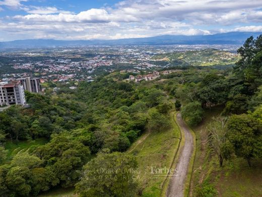 Land in Santa Ana, Provincia de San José