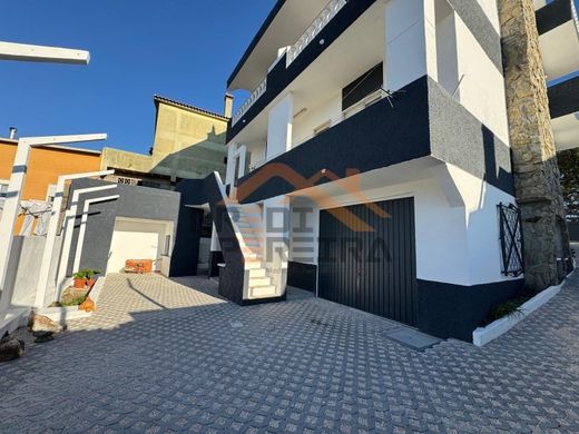 Luxury home in Odivelas, Lisbon