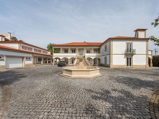 Casa de luxo - Vila Nova de Famalicão, Braga