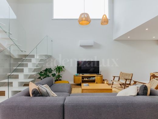 Элитный дом, Шарнека, Almada