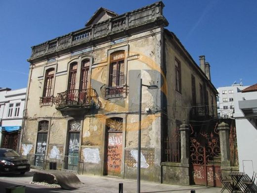 Casa de lujo en São João da Madeira, Aveiro