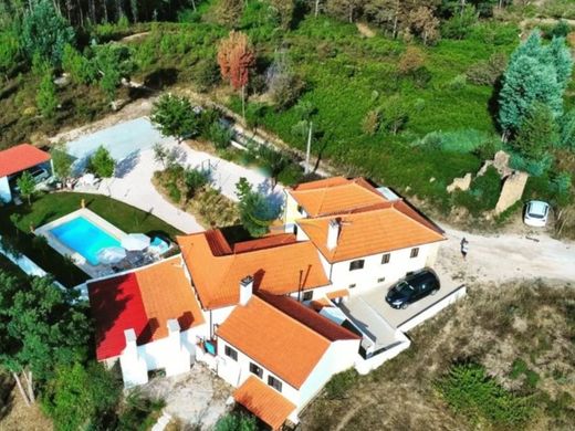 Casa en Pedrógão Grande, Leiria