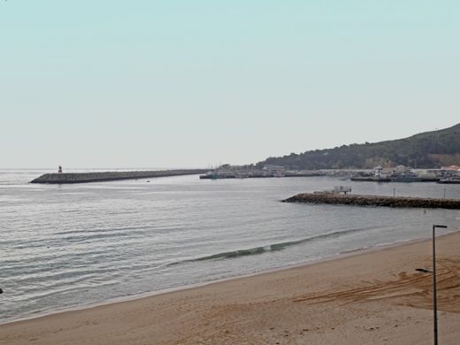 Residential complexes in Sesimbra, Distrito de Setúbal