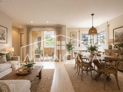 Apartment / Etagenwohnung in Vielha e Mijaran, Provinz Lleida