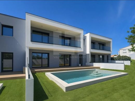 ‏וילה רב-משפחתית ב  Cascais, Distrito de Lisboa