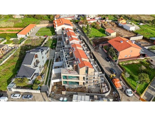 Villa Plurifamiliare a Vila Nova de Gaia, Oporto