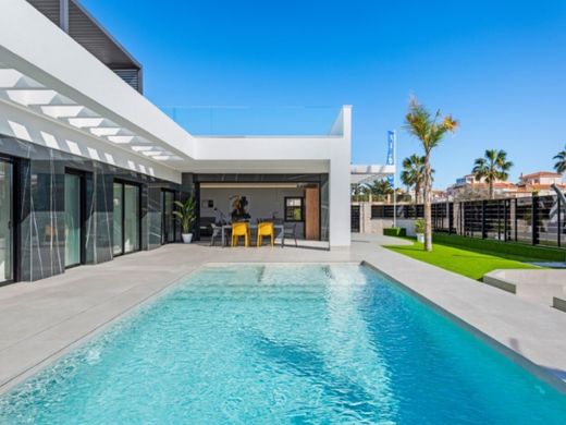 Villa in Algorfa, Alicante
