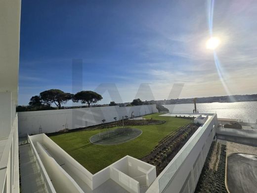 ﺷﻘﺔ ﻓﻲ Seixal, Distrito de Setúbal