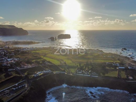 Ponta Delgada, Azoresの高級住宅