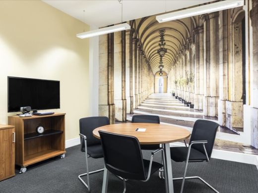 Офис, Santa Maria Maior, Lisbon