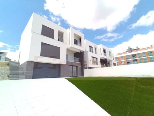다세대 빌라 / Seixal, Distrito de Setúbal