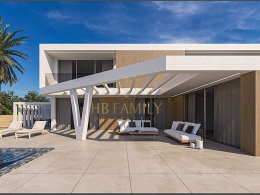 Luxury home in Santa Cruz, Madeira