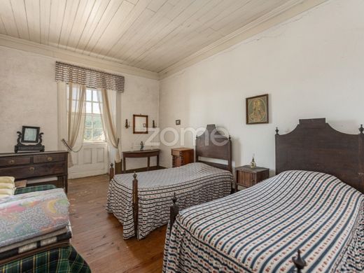 Mansão / Palacete - Castro Daire, Viseu