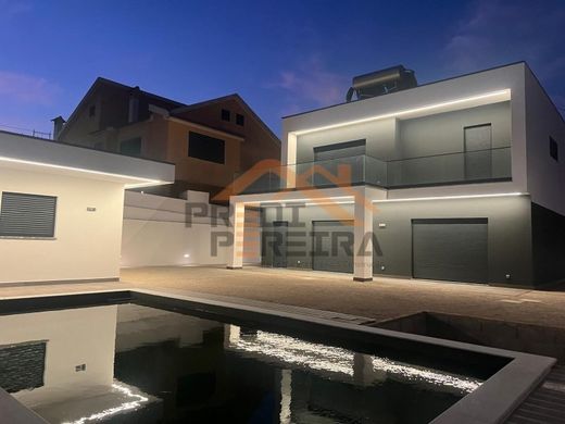 호화 저택 / Odivelas, Distrito de Lisboa