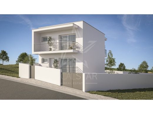 Detached House in Nazaré, Distrito de Leiria