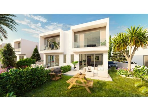 Luxury home in Mandriá, Paphos District
