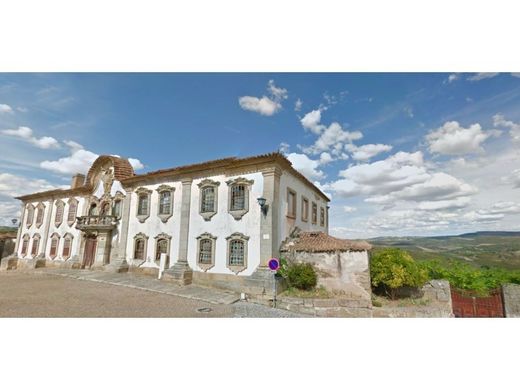 Paleis in Vila Nova de Foz Côa, Distrito da Guarda