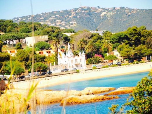 Επαυλη σε Castell-Platja d'Aro, Província de Girona