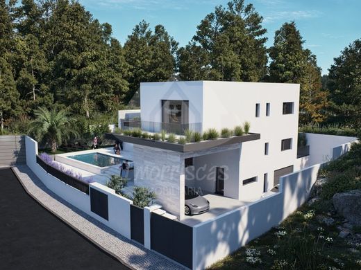 Detached House in Vila Franca de Xira, Lisbon