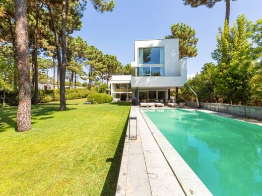 Luxury home in Almada, Distrito de Setúbal