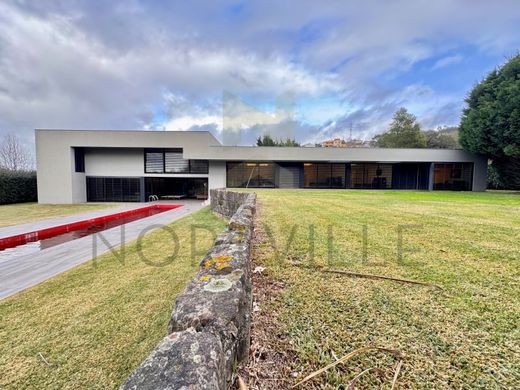 Элитный дом, Santo Tirso, Distrito do Porto