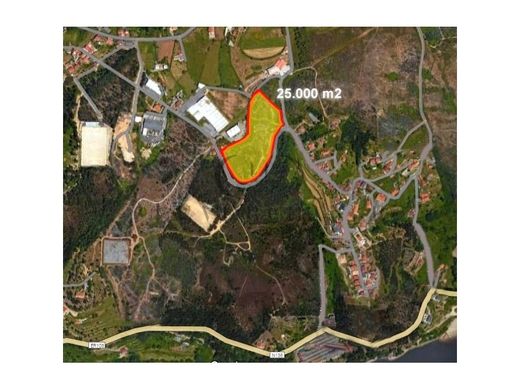 أرض ﻓﻲ Gondomar, Distrito do Porto