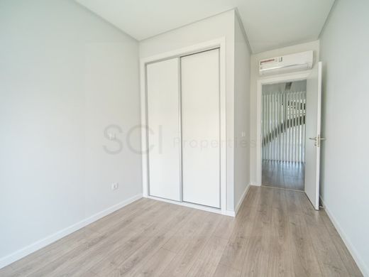 Apartment / Etagenwohnung in Seixal, Distrito de Setúbal