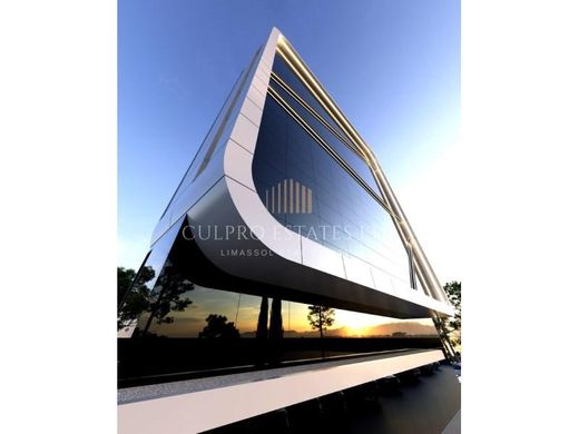 办公室  Mésa Geitoniá, Limassol District