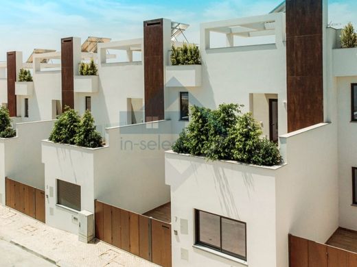 Villa Plurifamiliare a Olhão, Distrito de Faro