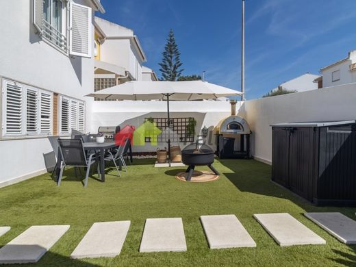 منزل ﻓﻲ Barreiro, Distrito de Setúbal