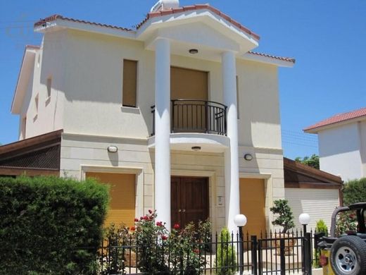 Villa in Moutayiaka, Limassol District
