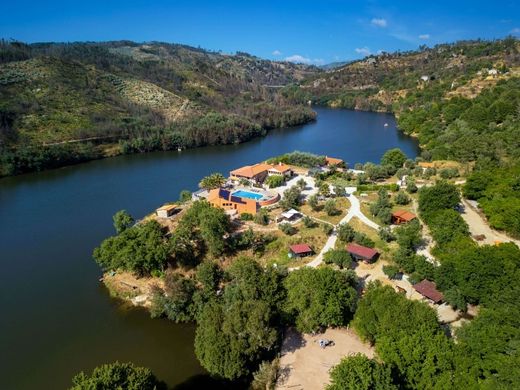 호텔 / Tábua, Distrito de Coimbra