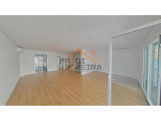 Luxury home in Odivelas, Lisbon