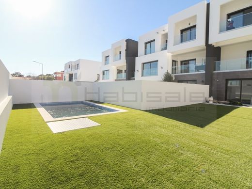 Villa Plurifamiliare a Seixal, Distrito de Setúbal