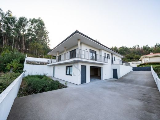 Maison individuelle à Guimarães, Distrito de Braga