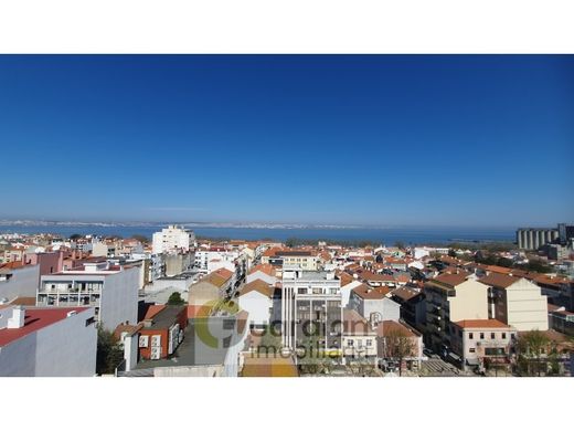 Apartment in Barreiro, Distrito de Setúbal
