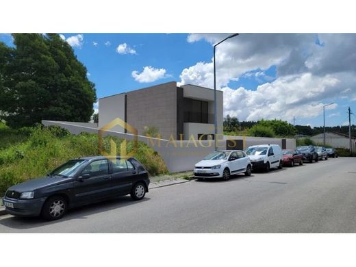 Casa di lusso a Vila Nova de Gaia, Oporto