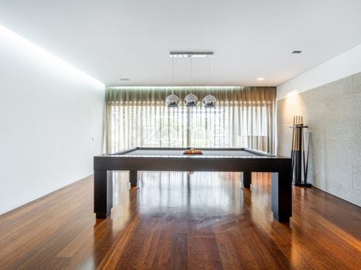 Casa di lusso a Santa Maria da Feira, Distrito de Aveiro