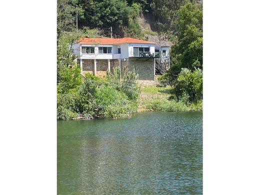 Luxury home in Sever do Vouga, Aveiro