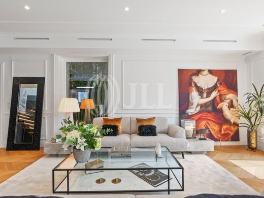 Luxury home in Cascais, Lisbon