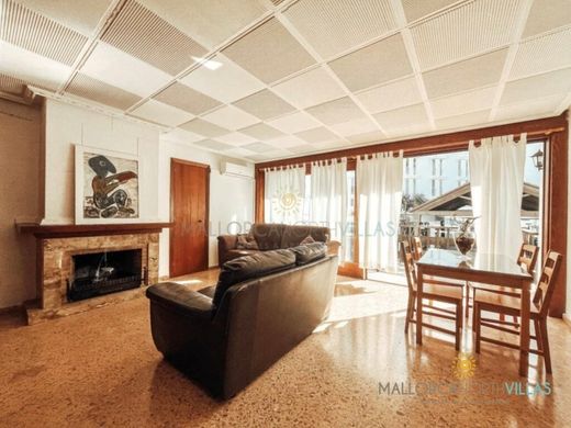 Alcúdia, Illes Balearsのアパートメント