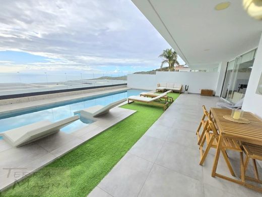 Semidetached House in Adeje, Province of Santa Cruz de Tenerife